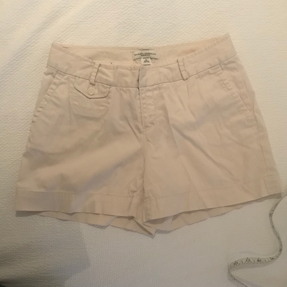 Banana Republic Martin Fit Shorts